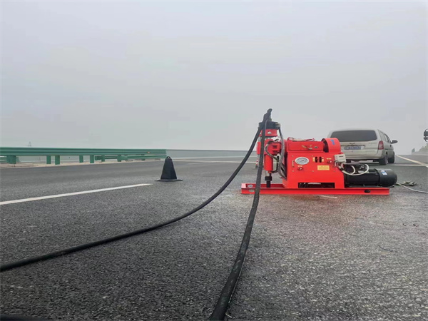 黑龙江马路路基路面开裂下沉注浆加固灌浆